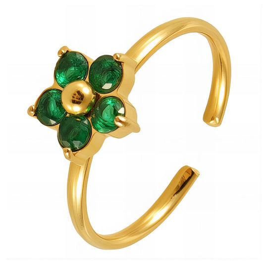 Beautiful emerald green cubic zirconia ring. Stylish & elegant. Adjustable fit. Code 89353