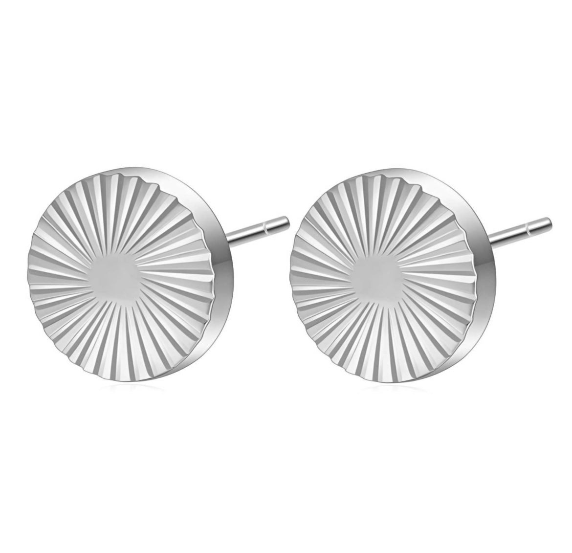 Petite but elegant small round earrings 0.8 x 0.8cm. Code 89471