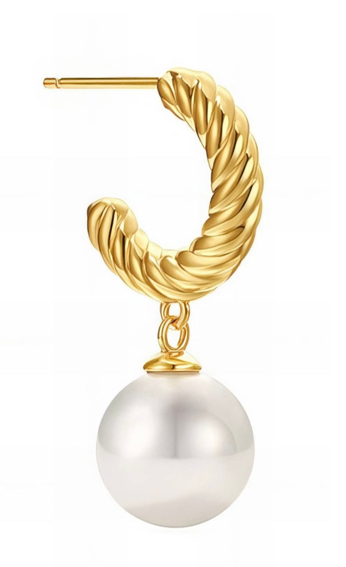 Beautiful & stylish imitation Pearl earrings. 3 x 0.3 cm. Code 89558