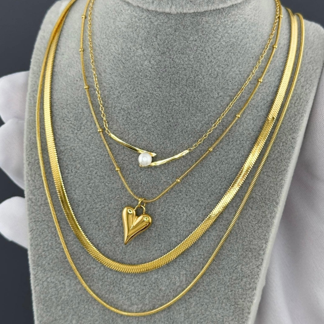 Elegant & classy heart necklace 40+5 cm. Code 87374