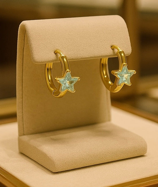Beautiful aqua blue star earrings, stylish & elegant. 1.1 x 0.6 cm. Code 90569