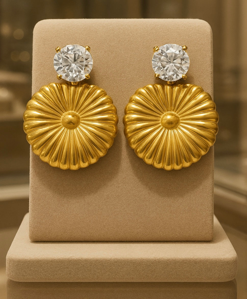 Shell & cubic zirconia designed earrings stylish & elegant 2.2 x 1.8 cm. Code 90163