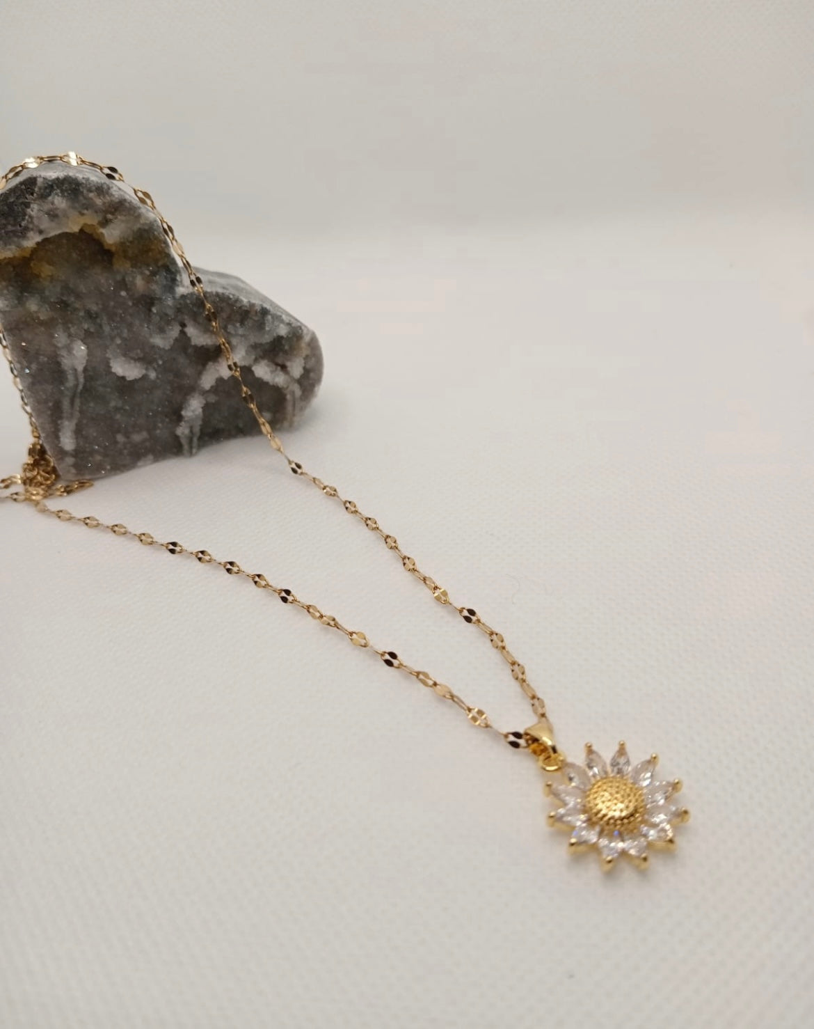 Flower Necklace Code 87355