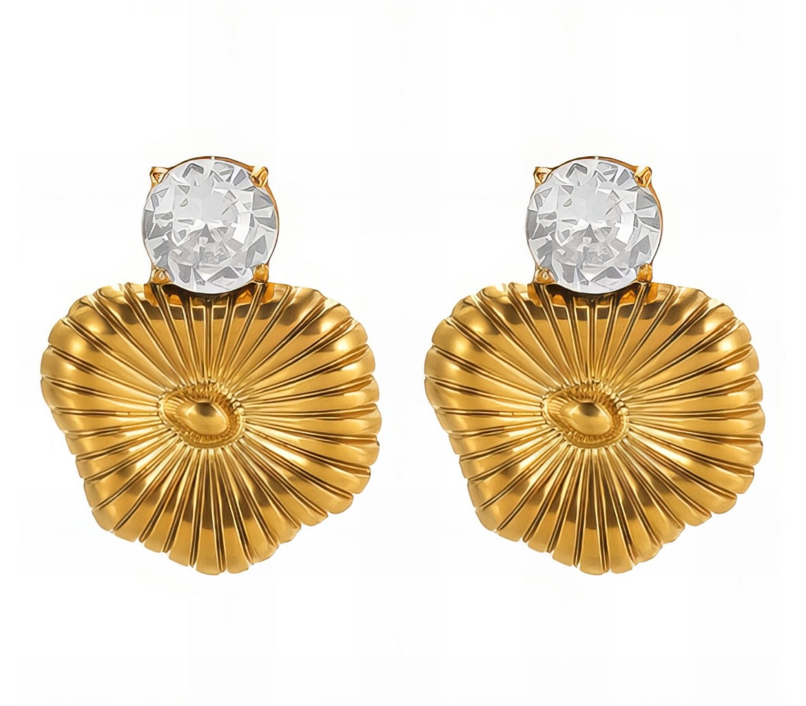 Shell & cubic zirconia designed earrings stylish & elegant 2.2 x 1.8 cm. Code 90163