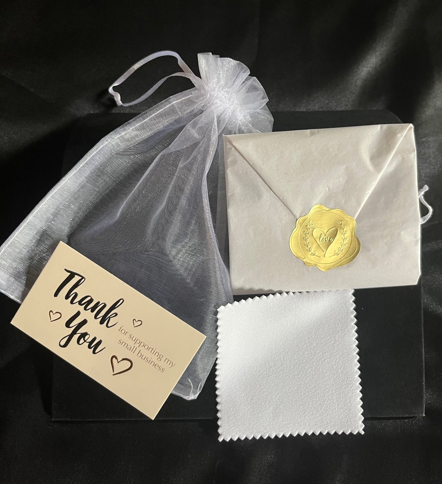 Beautiful oversized Sunflower ring Adjustable fit. Code 90094