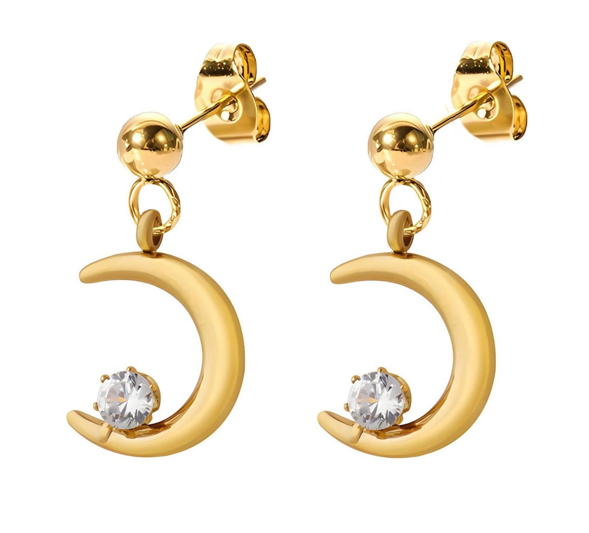 Stylish & Elegant Crescent earrings 2 x 1.3 cm. Code 89612