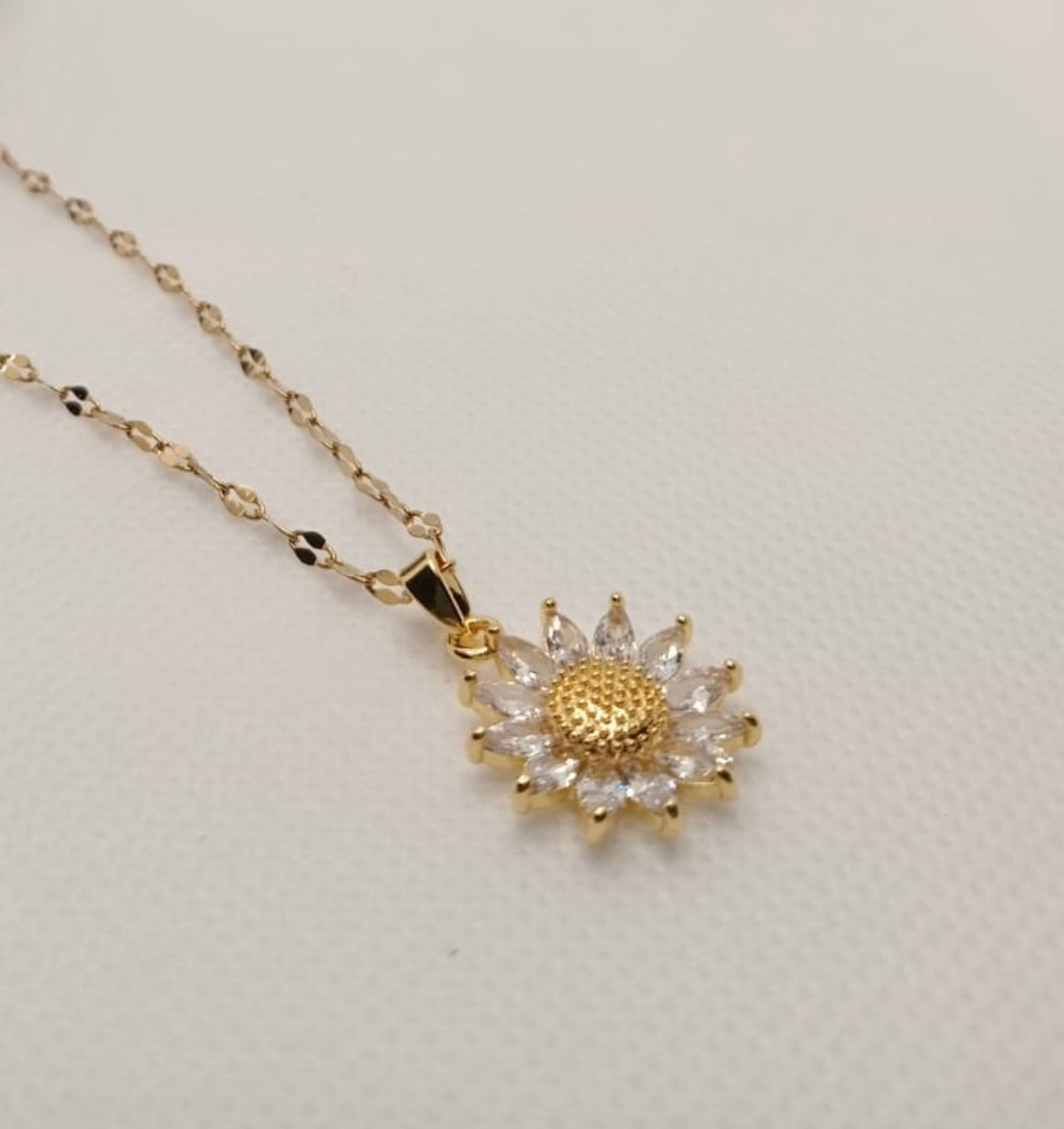 Flower Necklace Code 87355