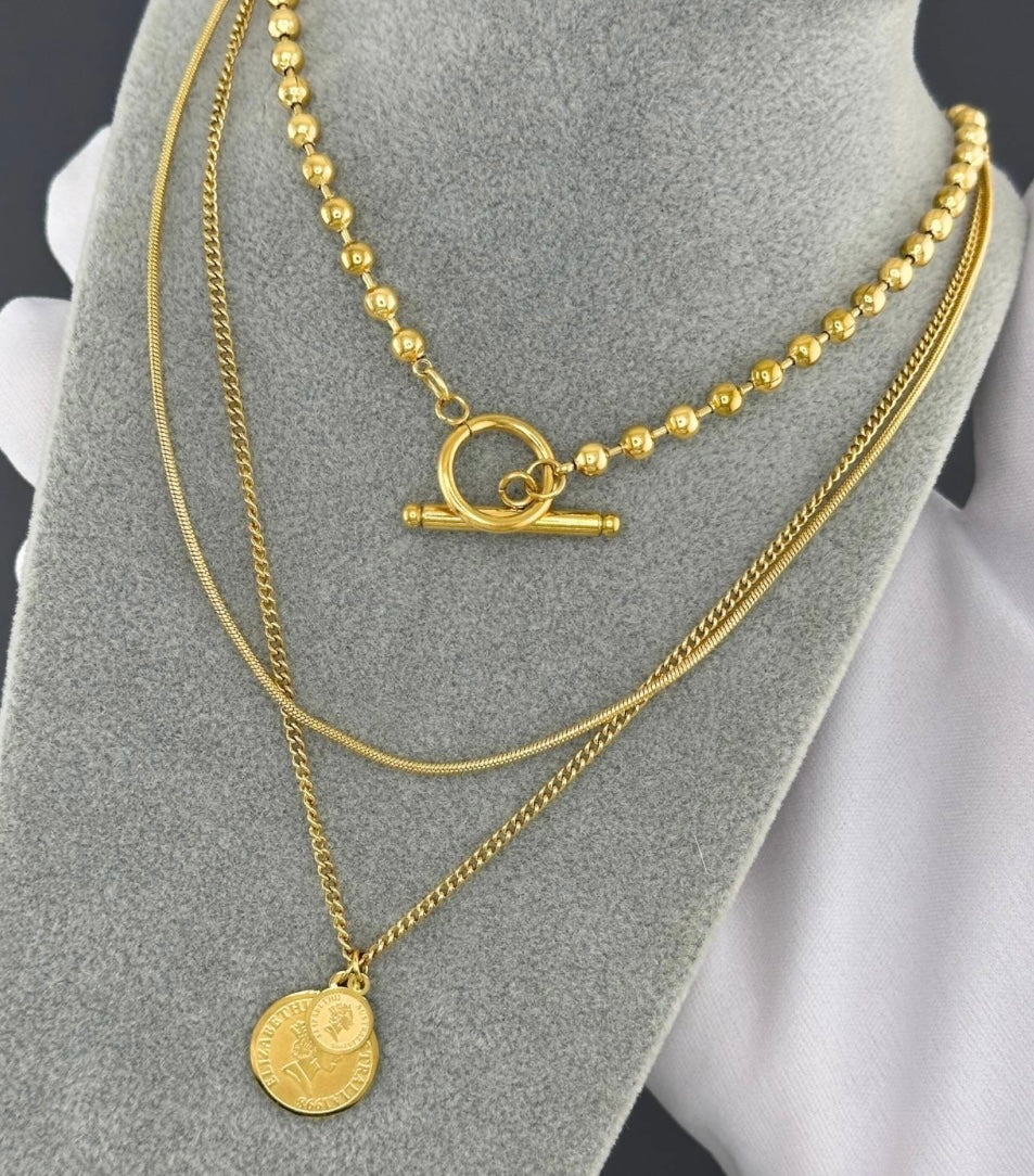 Gold plated coin chain necklace. Code 90282